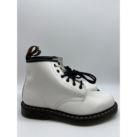 Dr. Martens 101 Yellow Stitch White Smooth Leather Ankle Boots Womens 10/Mens 9 - Picture 1 of 12